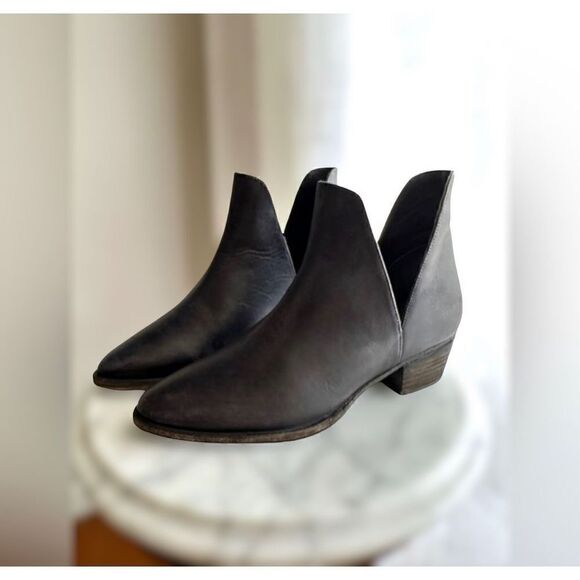 Free People Leather Charm Double V Ankle Boots Size 38.5 - Picture 6 of 16